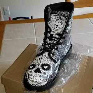 Skull combat boots